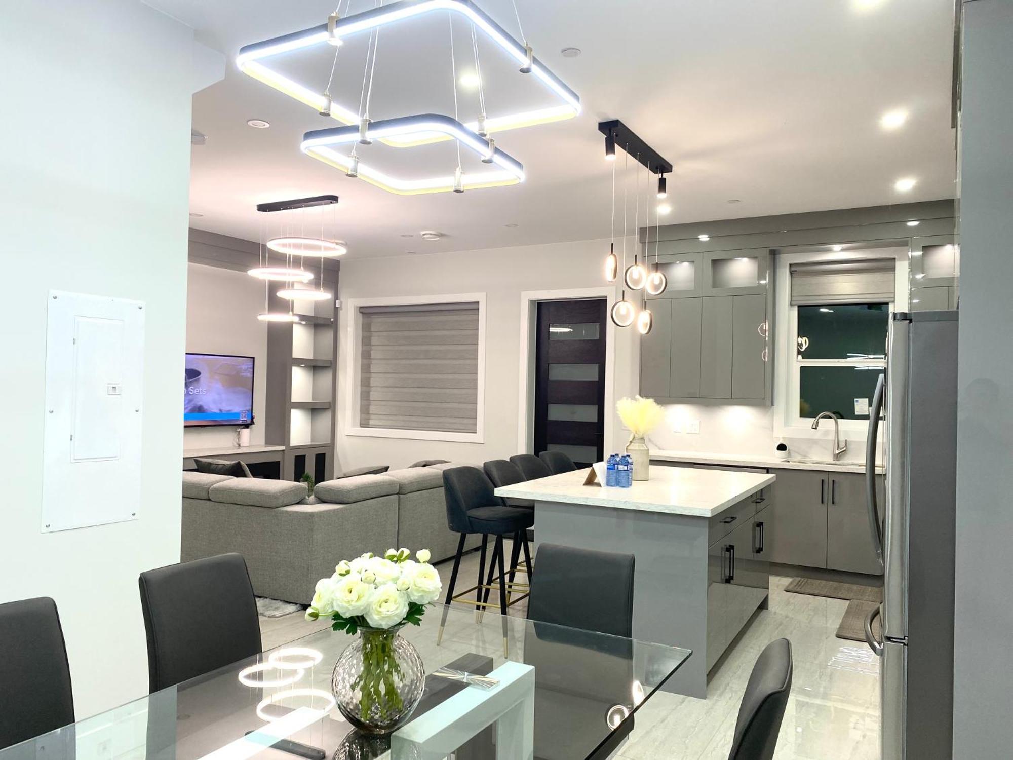 Ferienwohnung Modern And New House Near Pne With Big Garden And Free Parking Vancouver Exterior foto